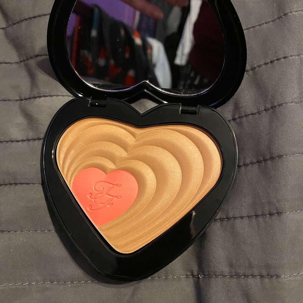 Too Faced SoulMates Blushing Bronzer Carrie & Big